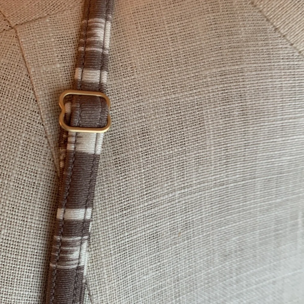 Athleta taupe and white tribal Ikat print molded cups bikini top crisscross - Picture 4 of 13